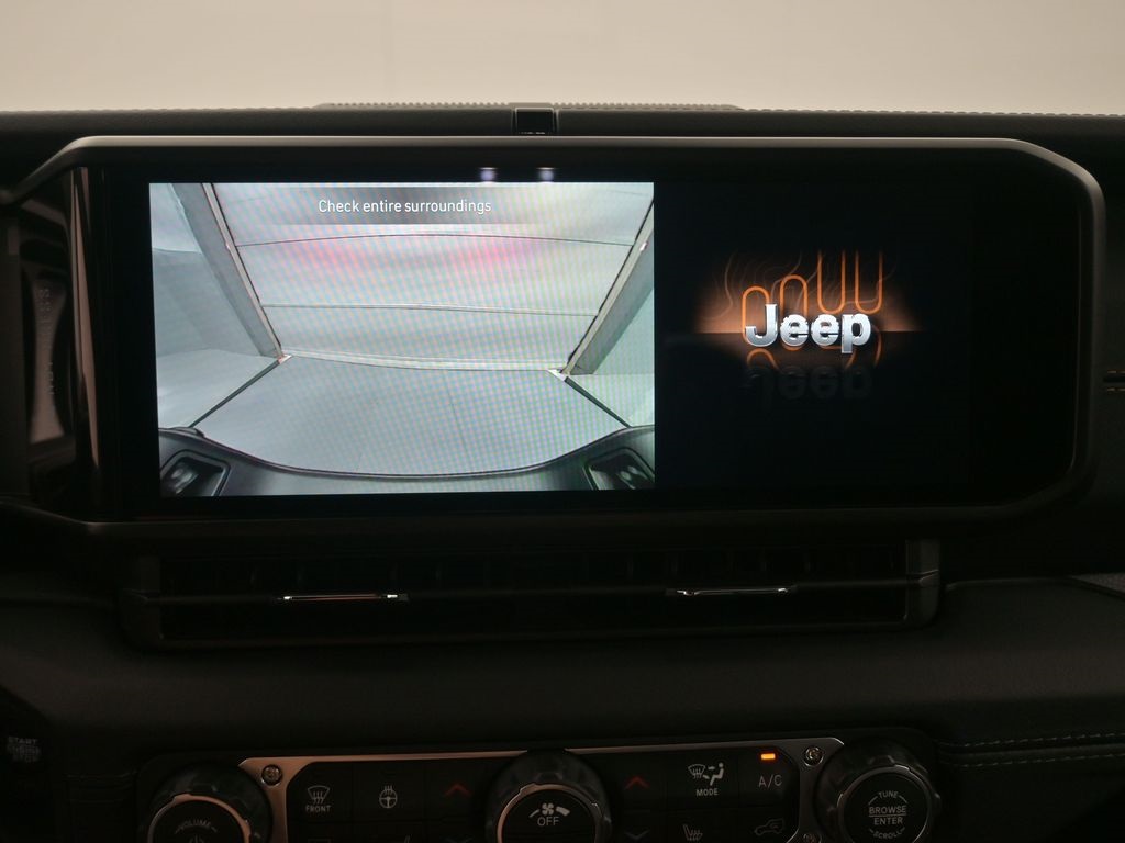 2025 Jeep Gladiator Texas Trail photo 2