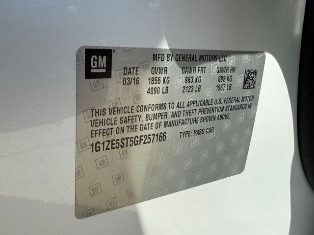 Used 2016 Iridescent Pearl Tricoat Chevrolet LT image 32