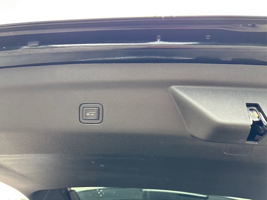 2021 Gmc Yukon Denali photo 14