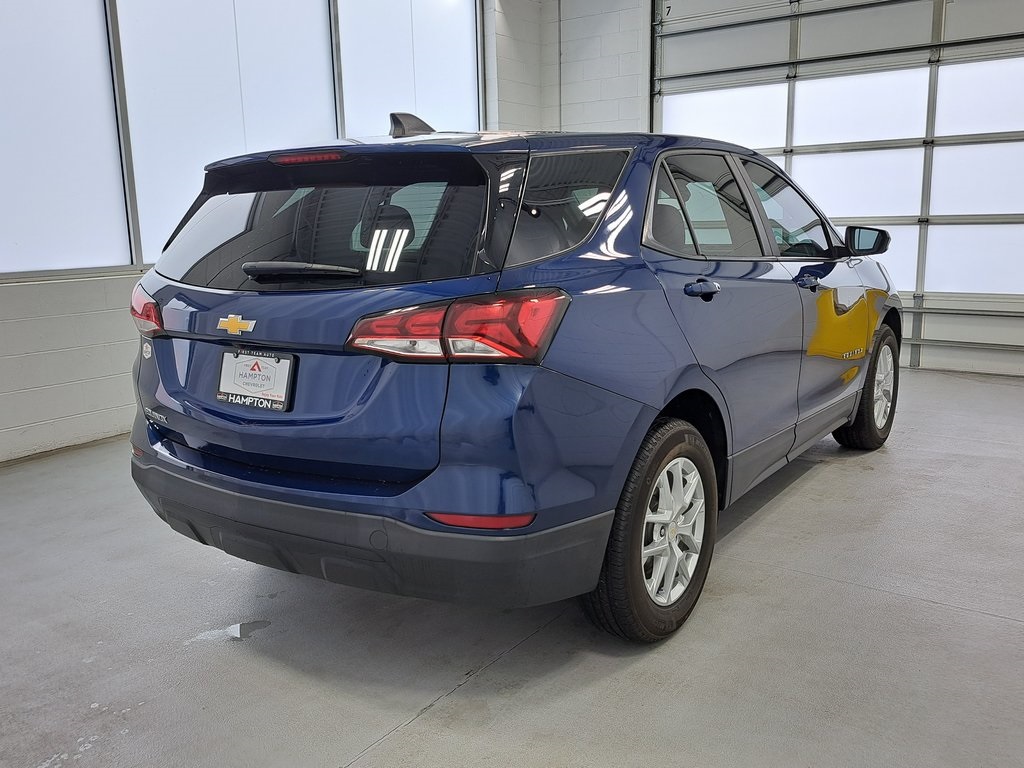 2023 Chevrolet Equinox LS photo 4