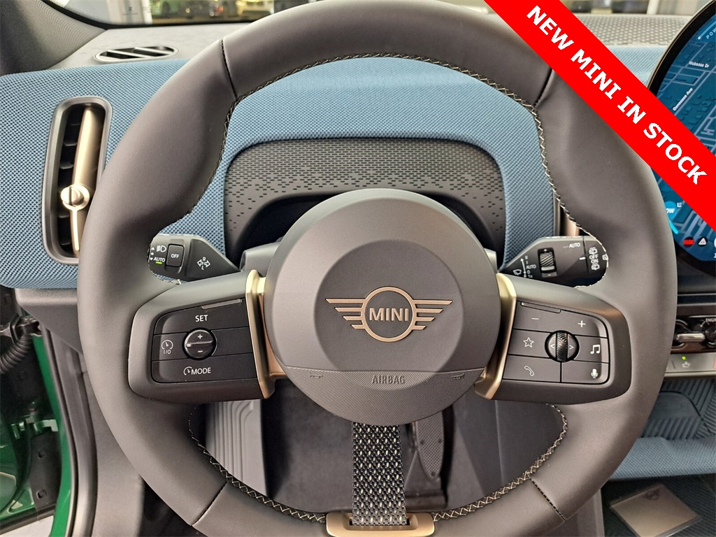 2025 Mini Countryman S ALL4 Iconic photo 17