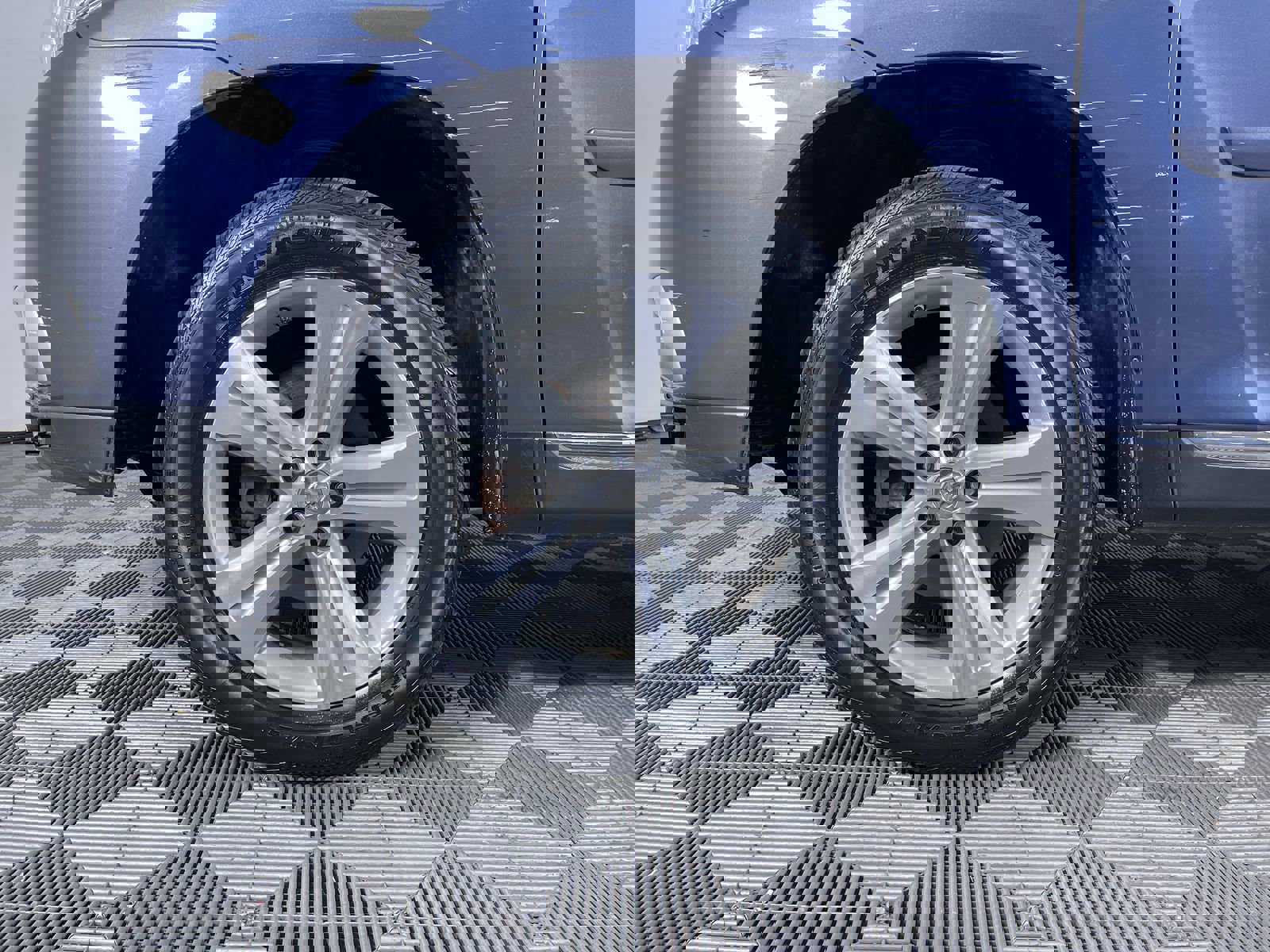 2013 Toyota Highlander Limited photo 24
