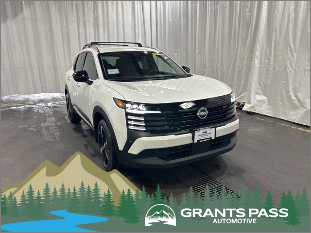 2026 Nissan KICKS SR AWD's photo