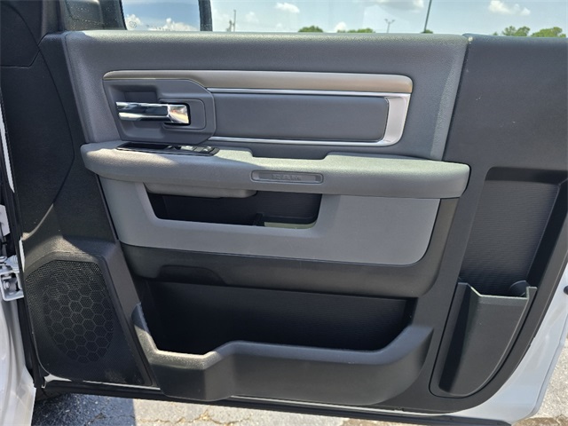 2020 Ram 1500 Classic Tradesman photo 12