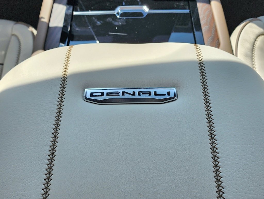 2026 Gmc Yukon XL Denali photo 35
