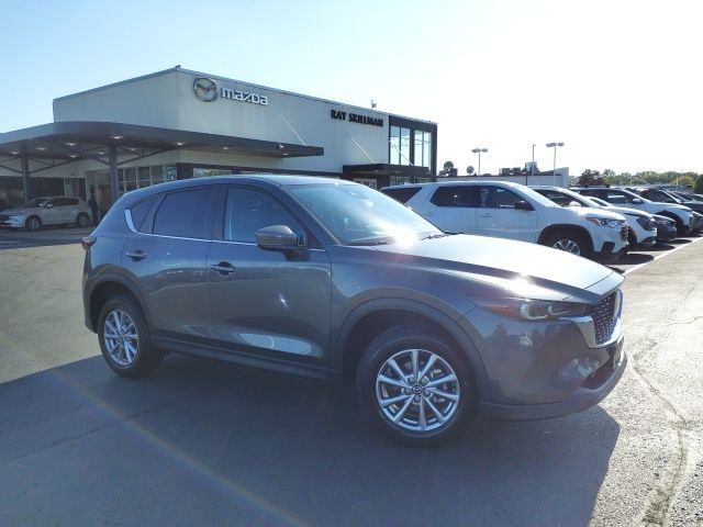 2023 Mazda CX-5 2.5 Select photo 5