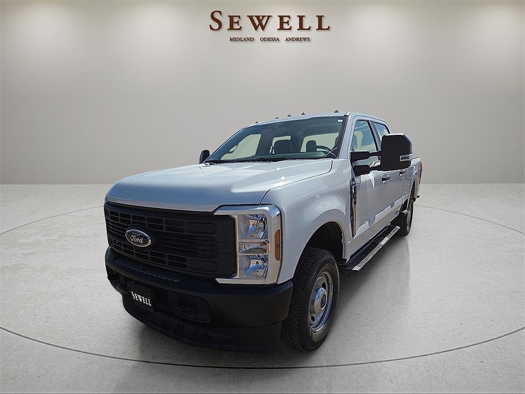 2025 Ford F-250 Super Duty XL's photo