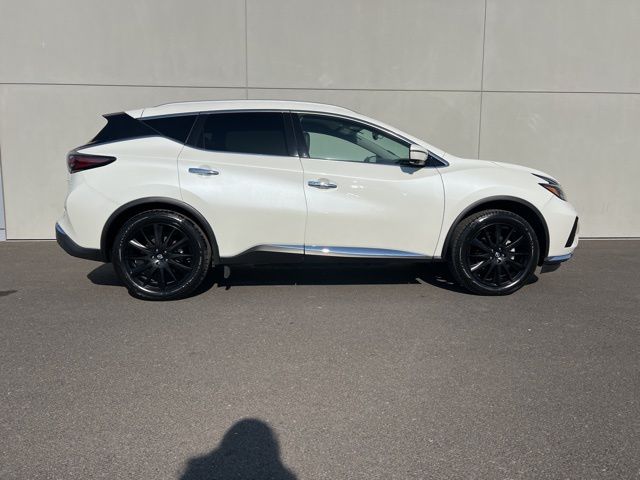 2023 Nissan Murano SL photo 2