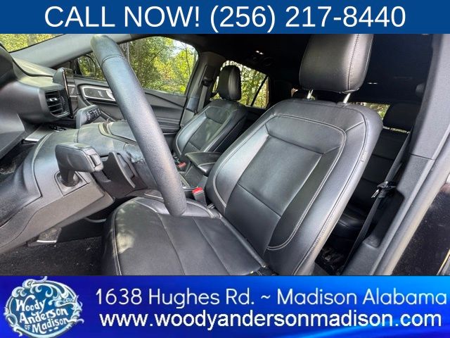 2020 Ford Explorer XLT photo 4