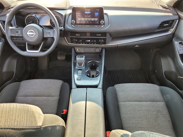 2023 Nissan Rogue SV photo 11