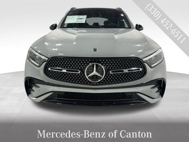 2026 Mercedes-Benz GLC Base's photo