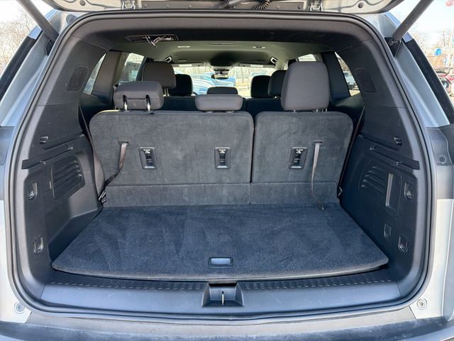 2025 GMC ACADIA - Image 25