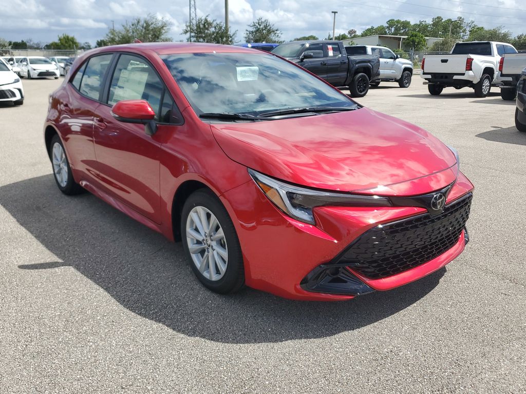 2025 Toyota Corolla SE photo 3