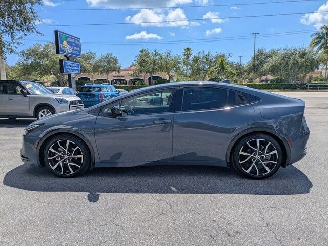 2023 Toyota Prius Prime XSE Premium photo 3