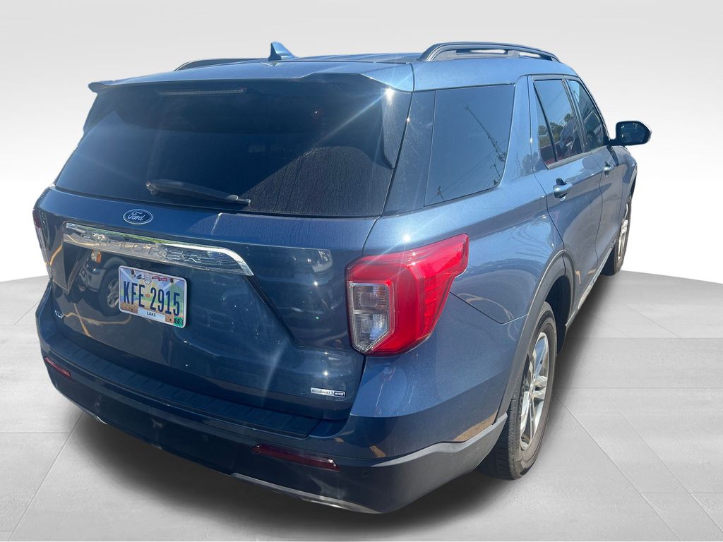 2020 Ford Explorer XLT photo 3