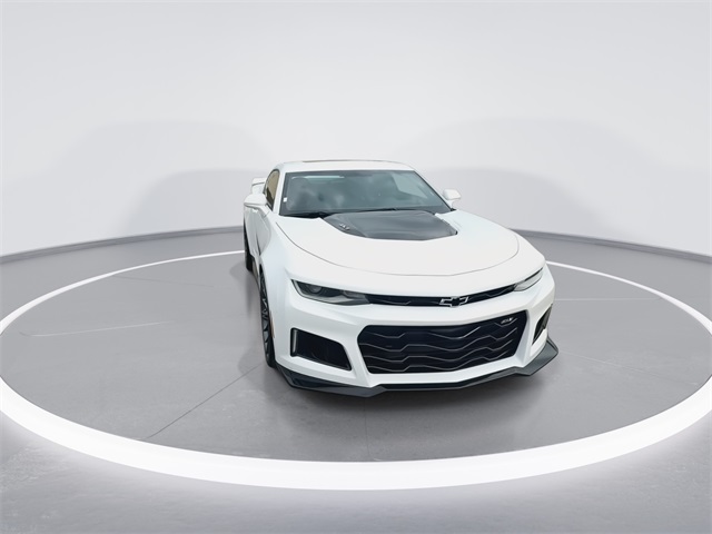 2022 Chevrolet Camaro ZL1 photo 3