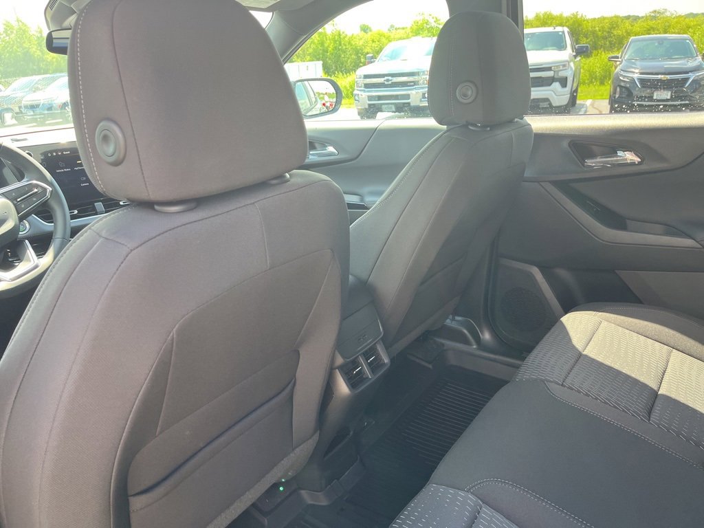 2026 Chevrolet Equinox LT photo 17