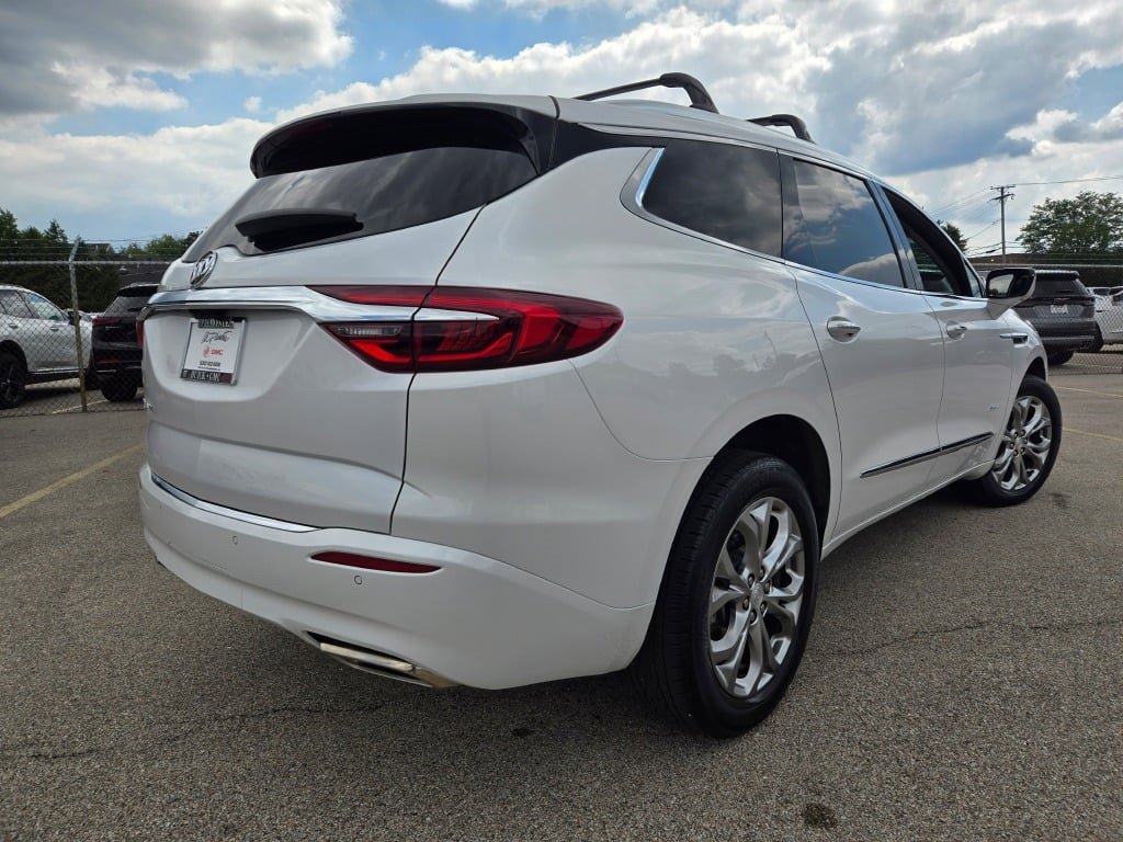 2021 Buick Enclave Avenir photo 8