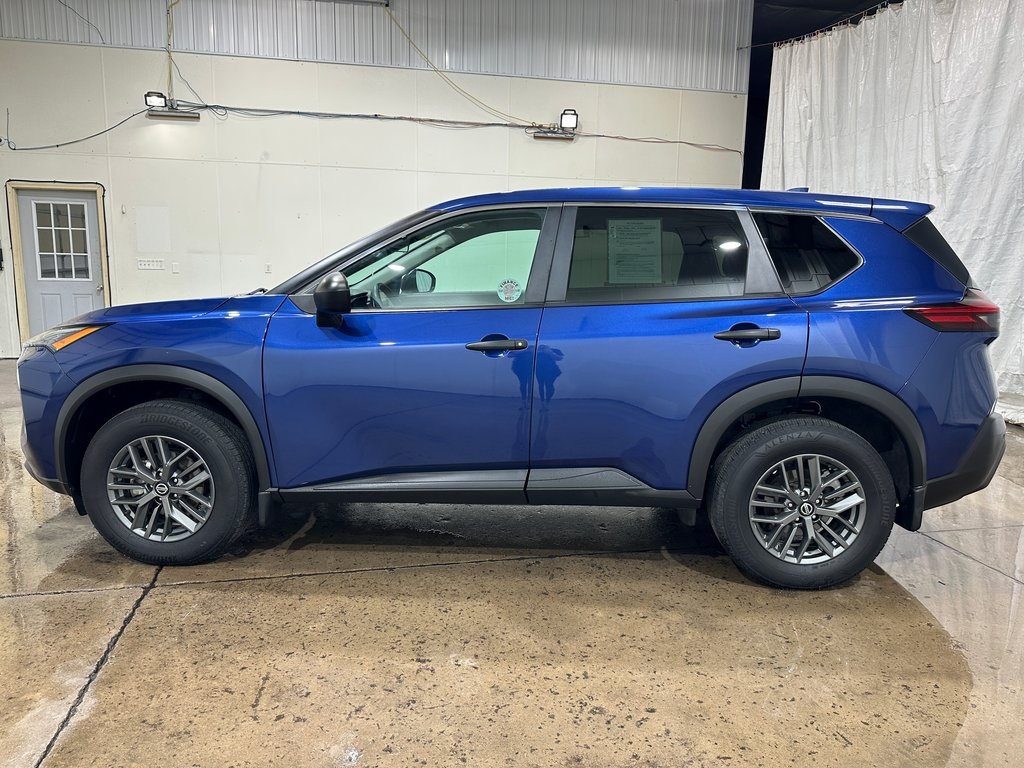 2021 Nissan Rogue S photo 8