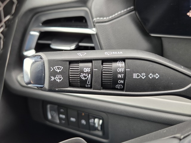 2026 Chevrolet Traverse photo 15