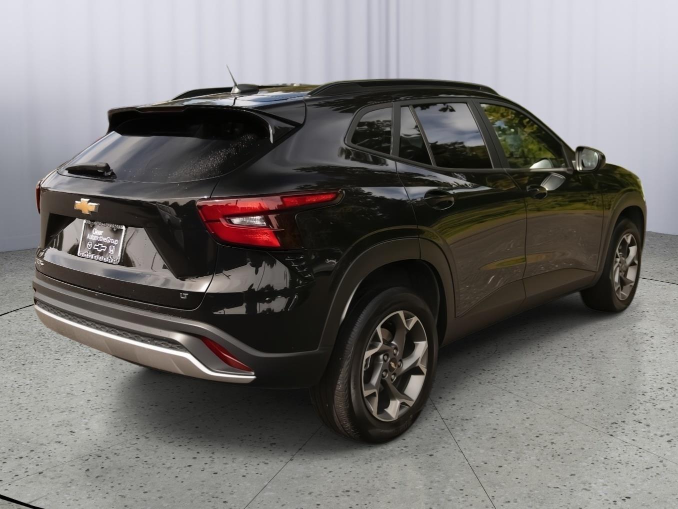 2024 Chevrolet Trax LT photo 20