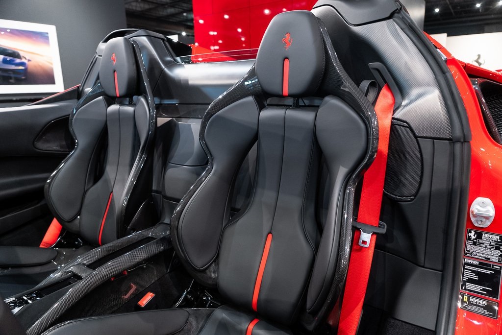2023 Ferrari SF90 Spider Base photo 4