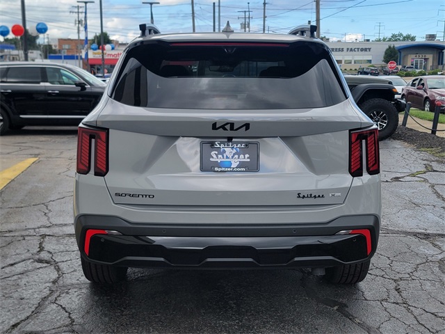 2026 Kia Sorento X-Line SX Prestige photo 3
