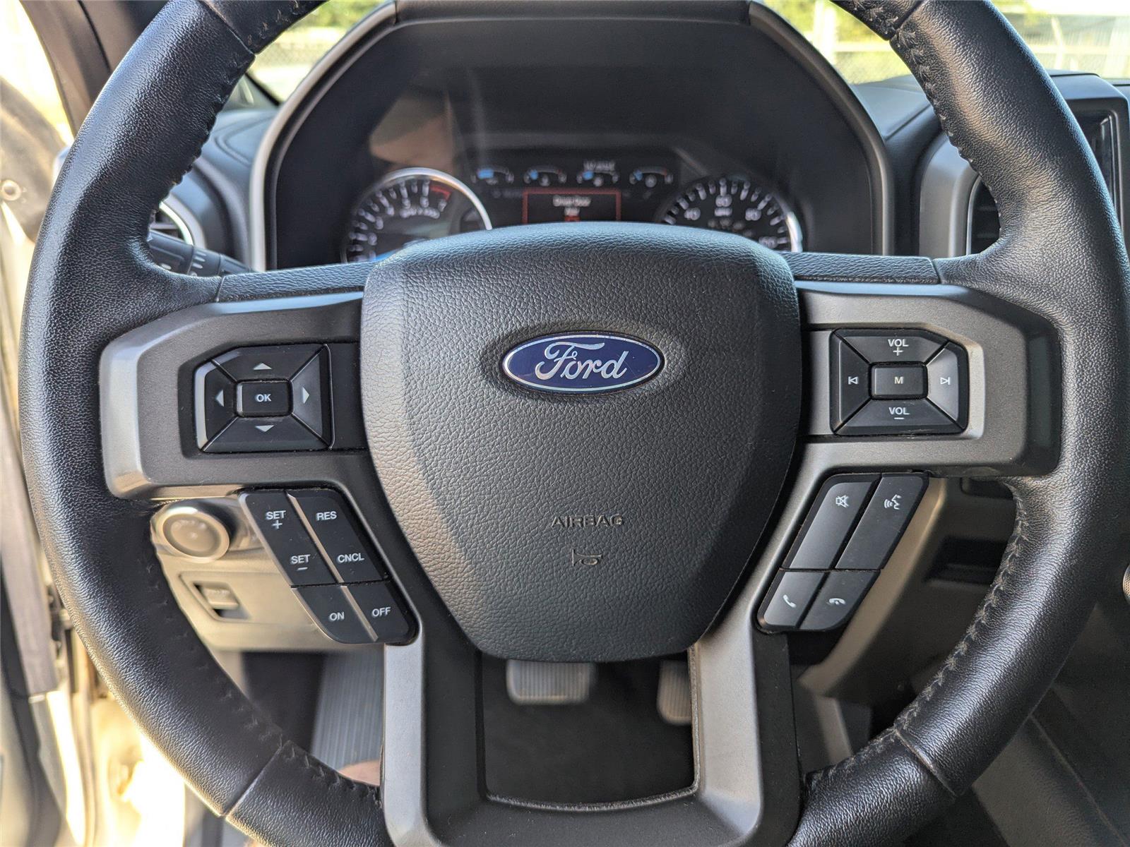 2020 Ford Expedition MAX XLT photo 29