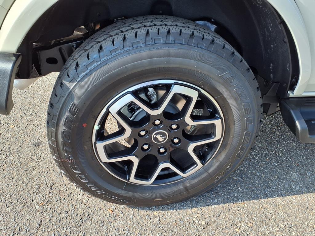 2025 Ford Bronco Outer Banks photo 21