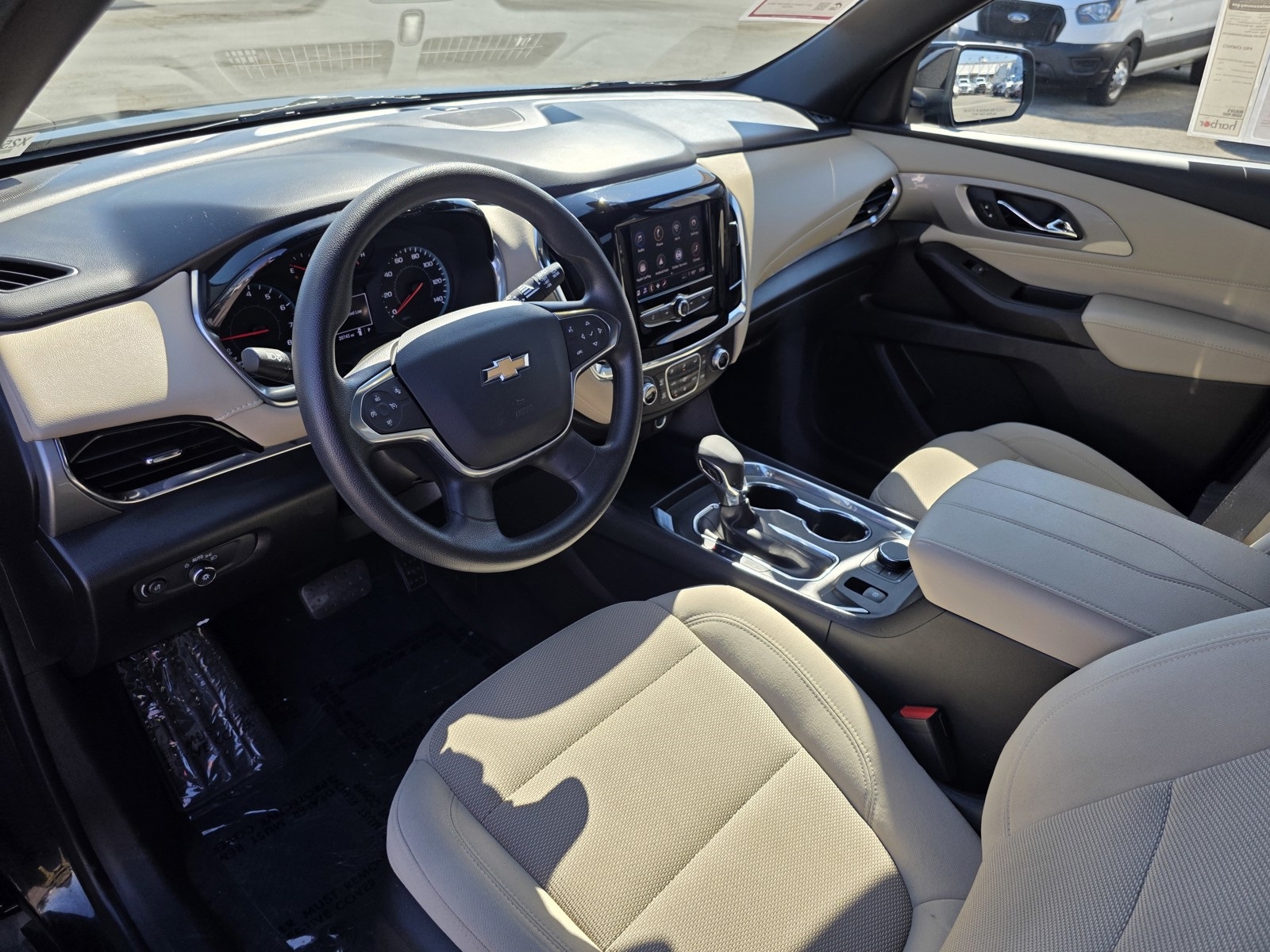 2023 Chevrolet Traverse LS photo 24