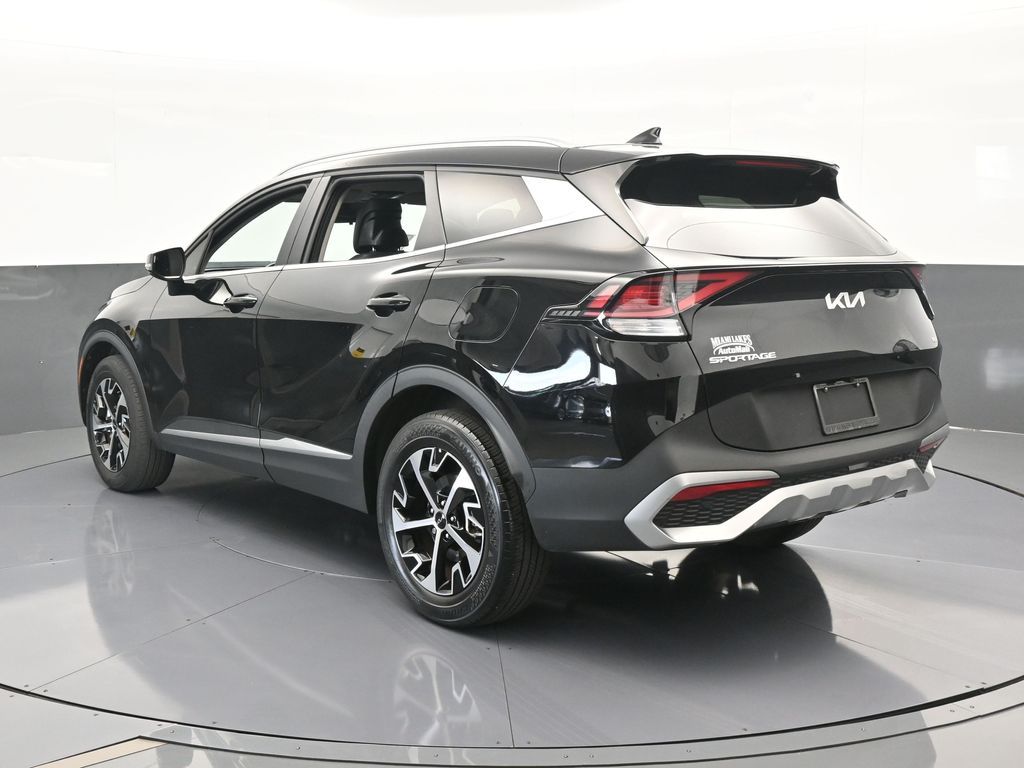 2023 Kia Sportage EX photo 4