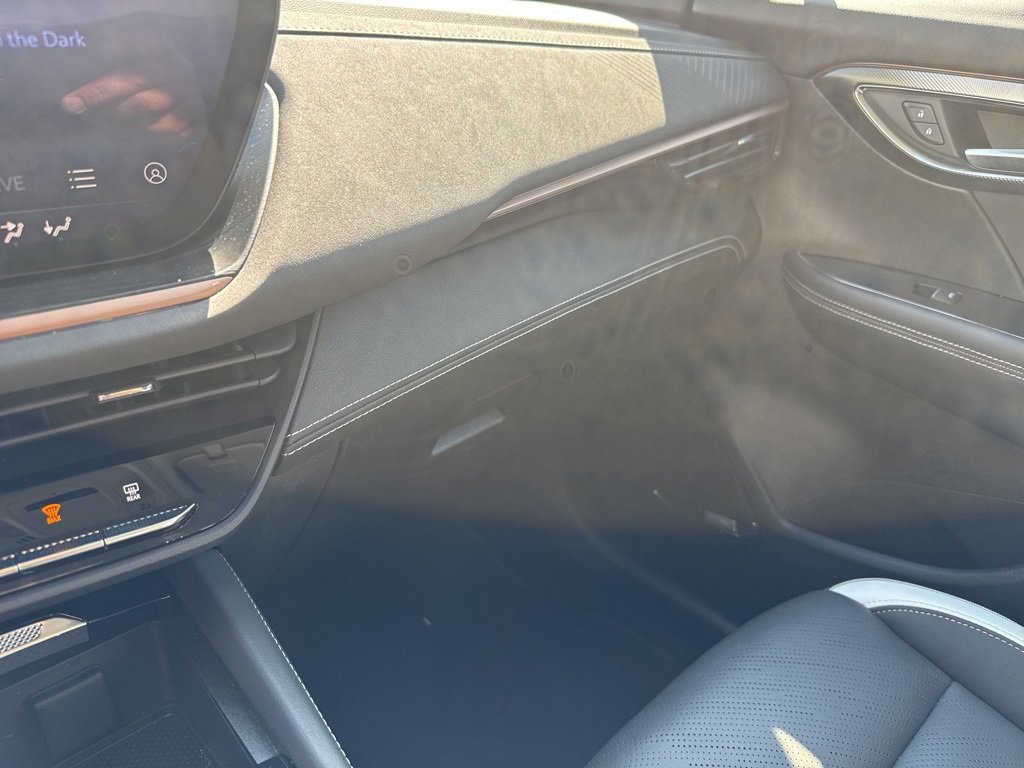 2025 Buick Envision Sport Touring photo 34