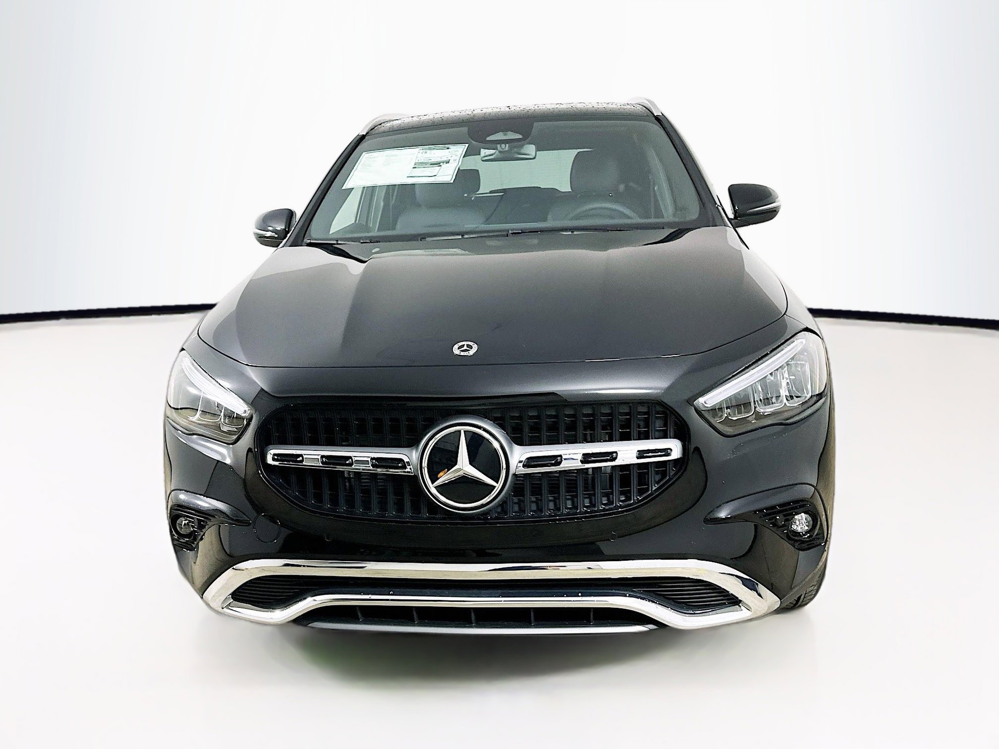 2025 Mercedes Benz GLA 250 4MATIC photo 2