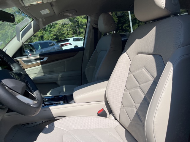 2026 Volkswagen Atlas SE Technology photo 6
