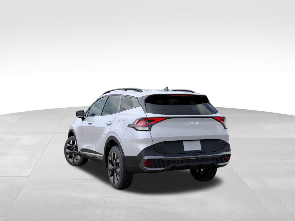 2024 Kia Sportage X-Line photo 2