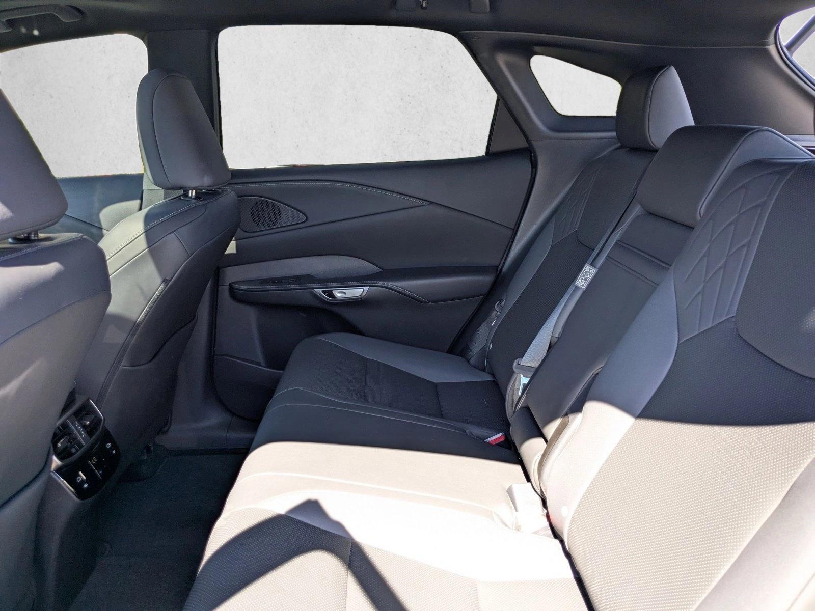 2024 Lexus RX 350 photo 17