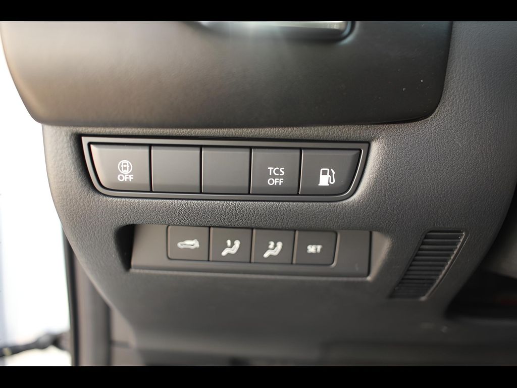 2025 Mazda CX-50 Premium Plus photo 15