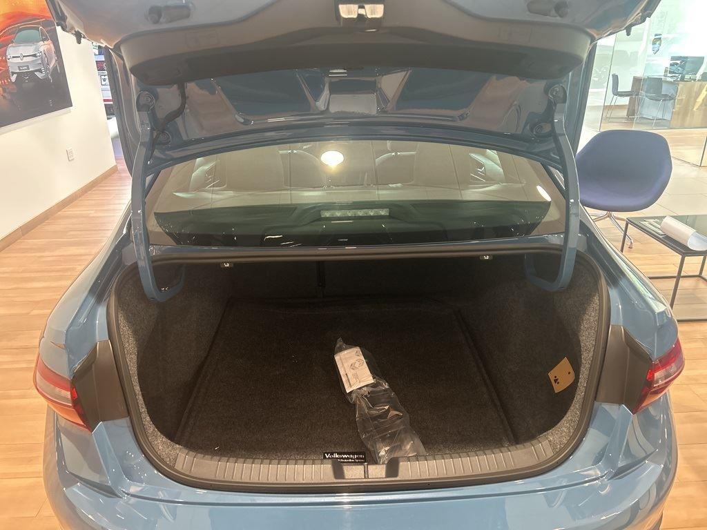 2025 Volkswagen Jetta 1.5T Sport photo 17