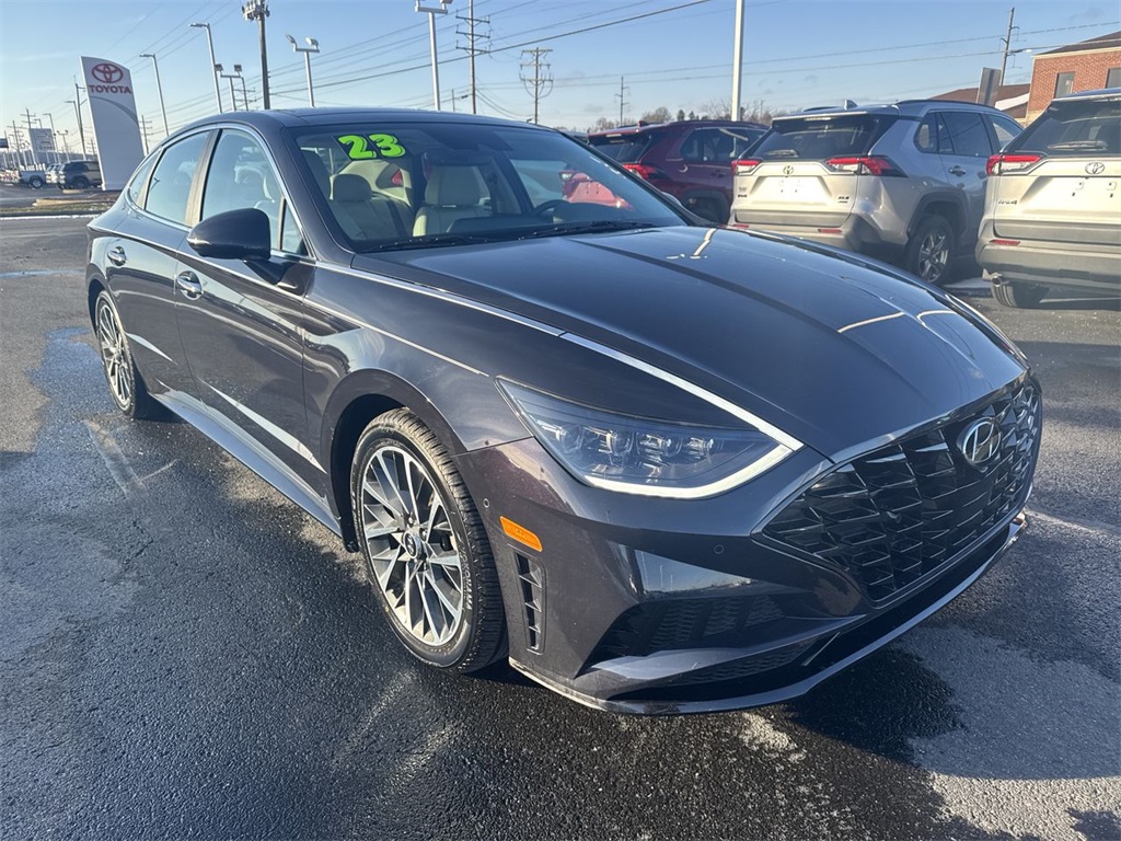 2023 Hyundai Sonata Limited's photo