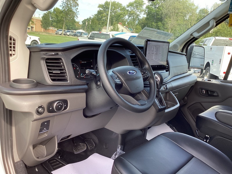 2024 Ford Transit photo 24
