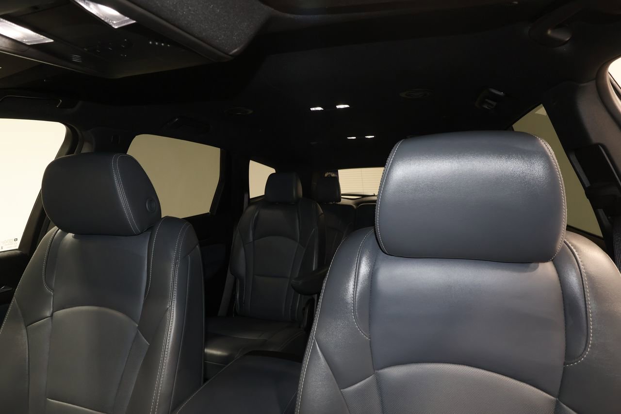 2024 Buick Enclave Premium photo 17