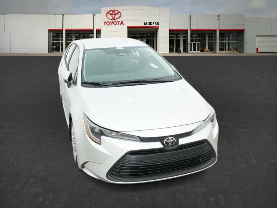 2025 Toyota Corolla LE photo 31