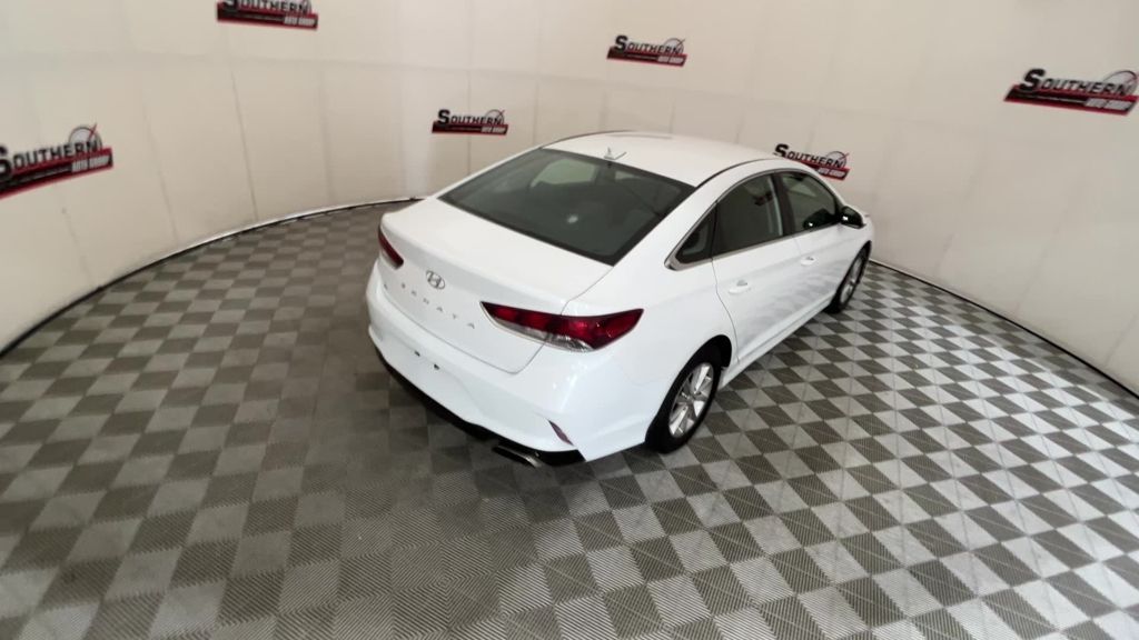 2019 Hyundai Sonata SE photo 10