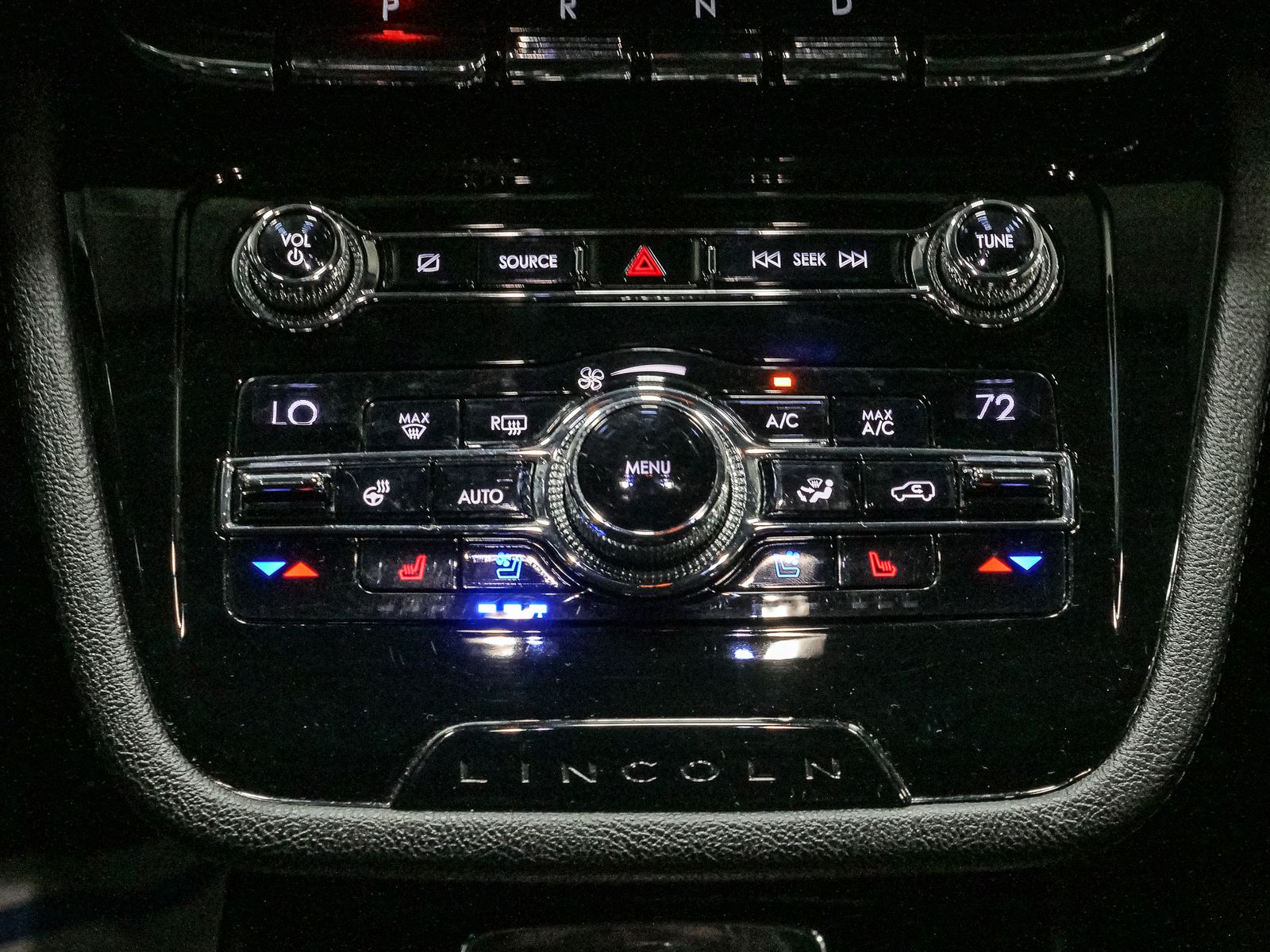 2020 Lincoln Corsair Standard photo 26