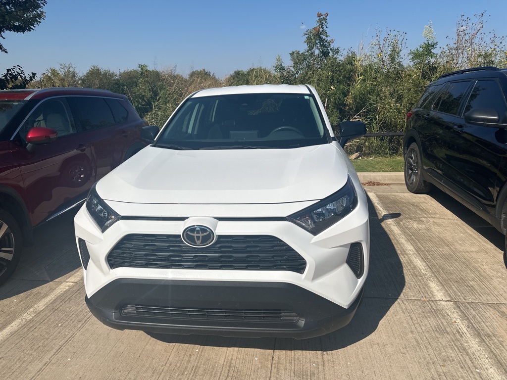 Used 2022 Toyota RAV4 LE with VIN 2T3F1RFV8NC308598 for sale in Northfield, Minnesota