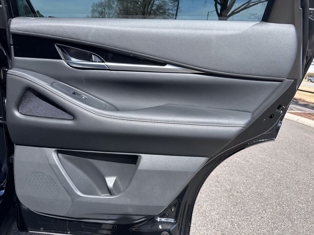 2025 Infiniti QX60 Pure photo 31