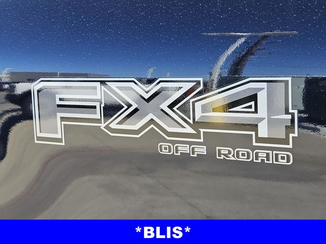 2025 Ford F-250 Lariat photo 9