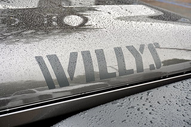 New 2025 Black Clear-Coat Exterior Paint Jeep Rubicon image 13