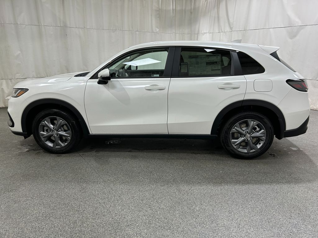2026 Honda HR-V LX photo 3