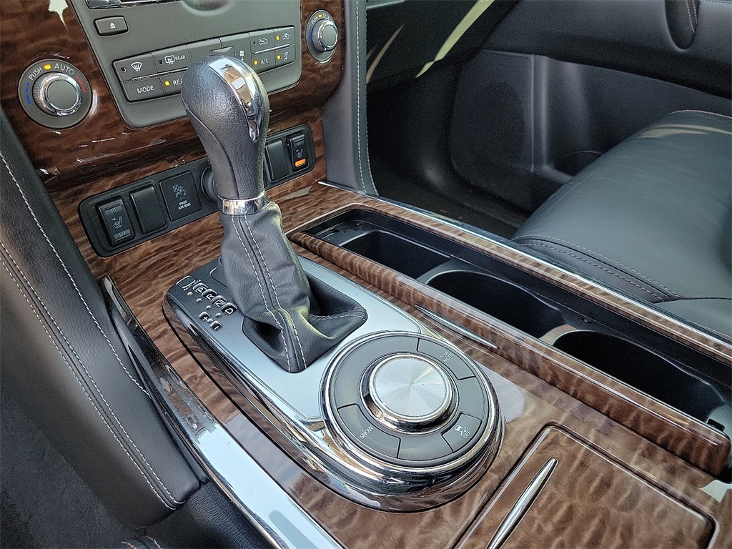 2019 Nissan Armada SL photo 25